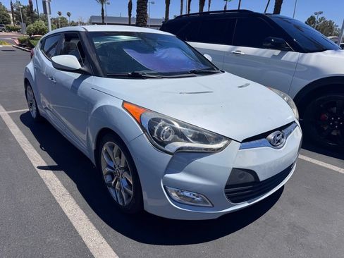 Used 2015 Hyundai Veloster RE:FLEX Edition FWD image 1