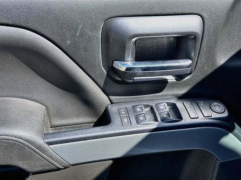 Used 2018 Chevrolet Silverado 1500 LT w/ All Star Edition AWD/4WD image 23