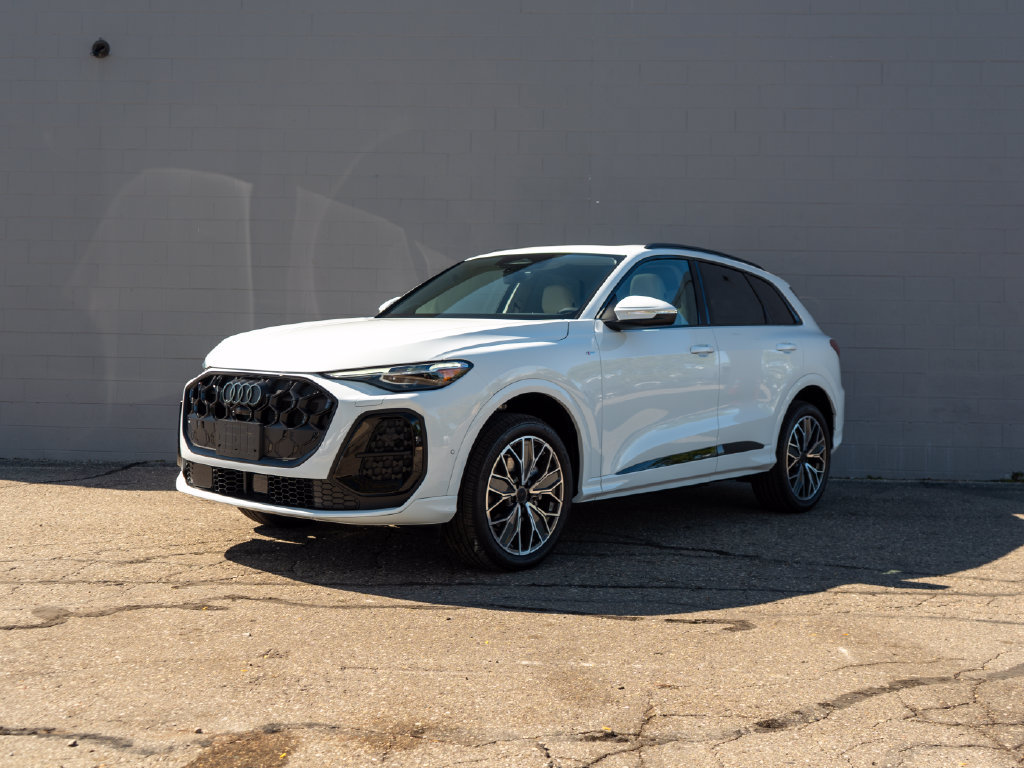 New 2026 Audi Q5 Premium Plus AWD/4WD image 1