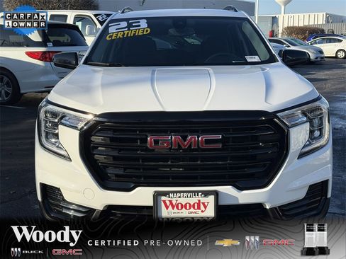 Certified 2023 GMC Terrain SLE w/ Elevation Edition image 3