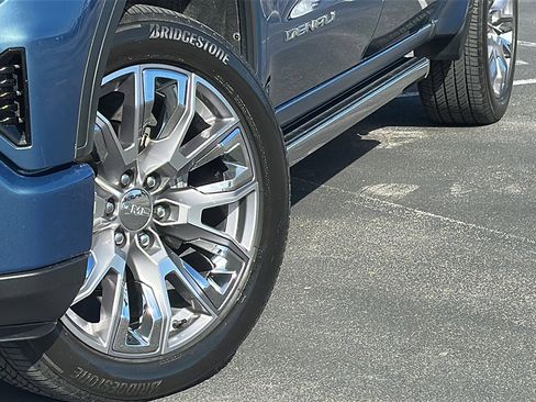 Used 2024 GMC Sierra 1500 Denali w/ Denali Reserve Package image 3