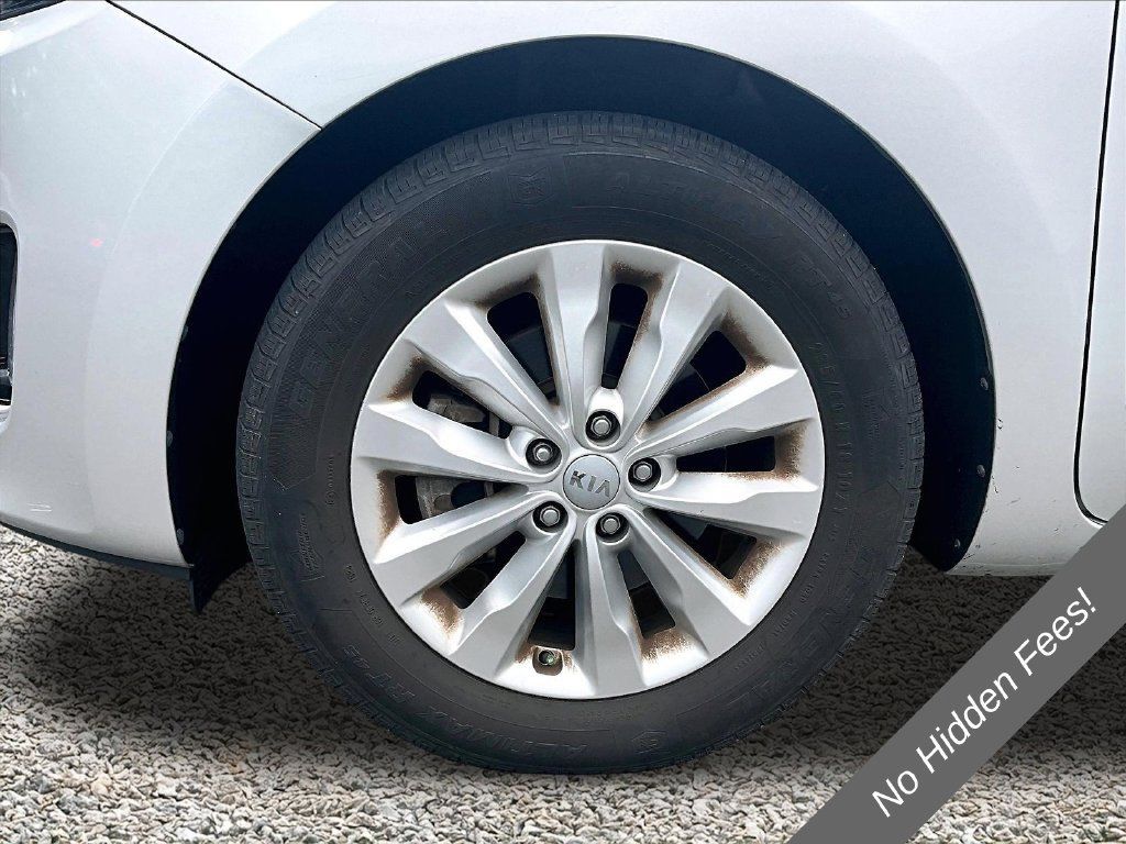 Used 2018 Kia Sedona EX FWD image 9