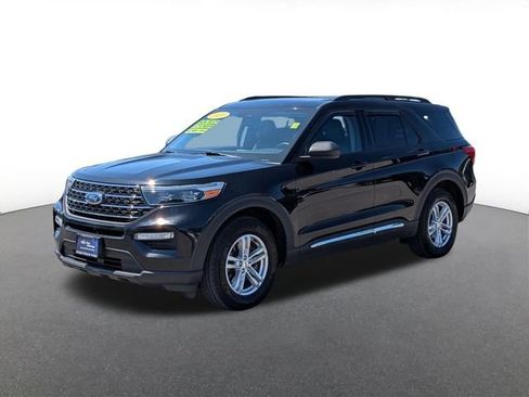 Used 2020 Ford Explorer XLT w/ Equipment Group 202A AWD/4WD image 5