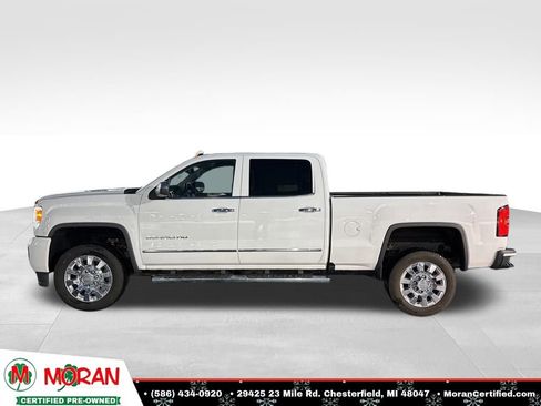 Used 2017 GMC Sierra 2500 Denali w/ Suspension Package, Off-Road image 2