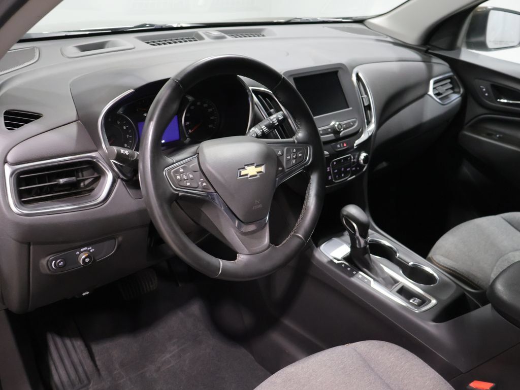 Used 2024 Chevrolet Equinox LT w/ LPO, Floor Liner Package FWD image 15