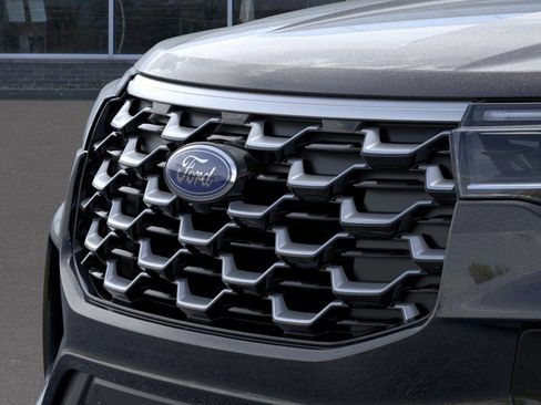 New 2026 Ford Explorer Platinum w/ LUX Leather Package image 17
