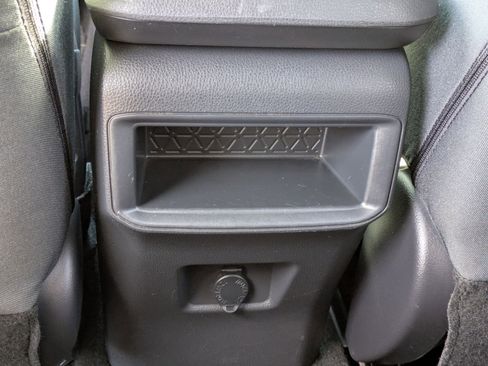 Used 2019 Toyota RAV4 LE image 24