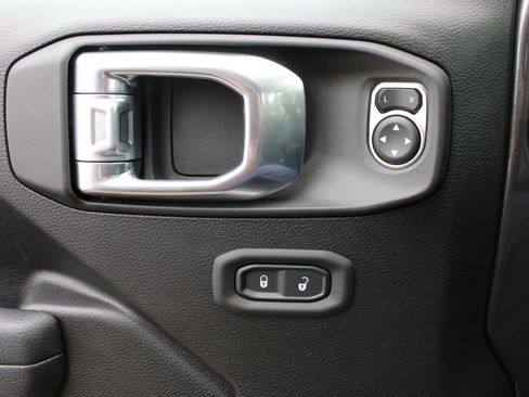 New 2026 Jeep Gladiator Sport AWD/4WD image 23