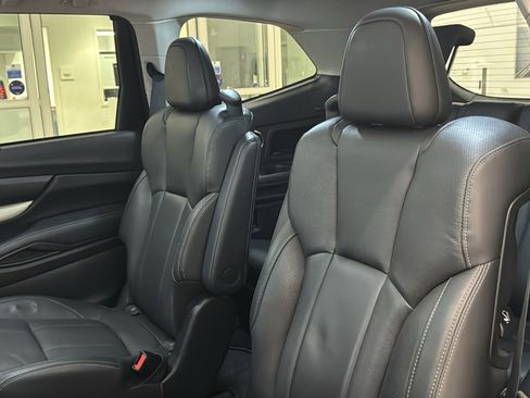 Used 2020 Subaru Ascent Limited w/ Technology Package image 28