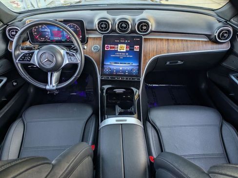 Used 2025 Mercedes-Benz C 300 4MATIC Sedan image 25