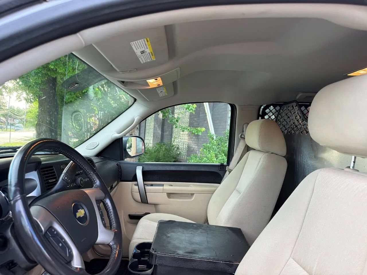 Used 2010 Chevrolet Silverado 1500 2WD Crew Cab Hybrid image 16