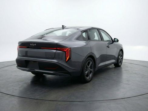 Used 2025 Kia K4 FWD image 9