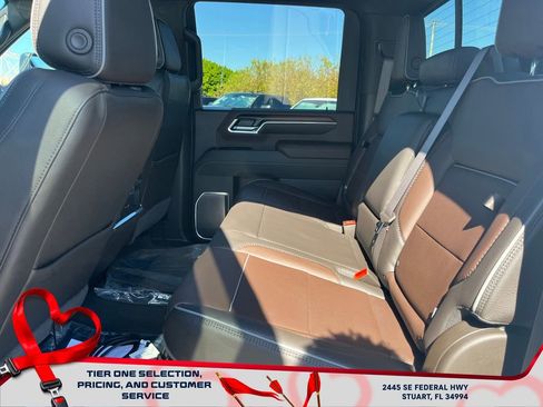 New 2026 GMC Sierra 2500 Denali w/ Denali Reserve Package image 11