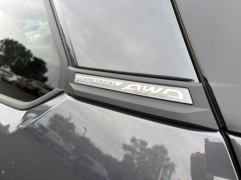 Used 2025 Subaru Forester Limited AWD/4WD image 4