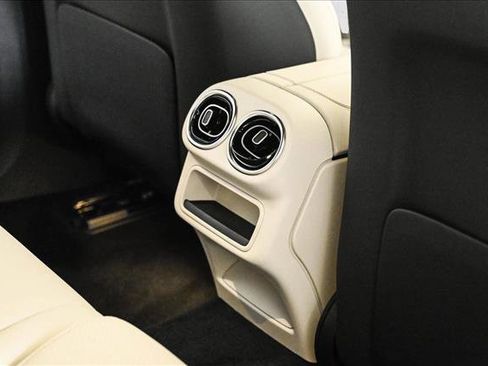 New 2026 Mercedes-Benz GLC 300 4MATIC image 19