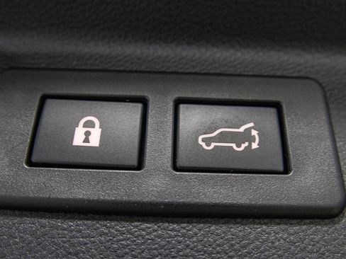 Used 2024 Subaru Forester Premium AWD/4WD image 42