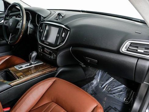 Used 2015 Maserati Ghibli S Q4 image 24