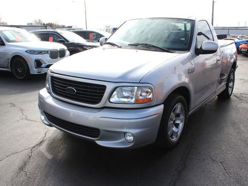 Used 2004 Ford F150 Lightning image 11