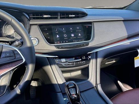 New 2026 Cadillac XT5 Premium Luxury w/ Driver Assist Package FWD image 7
