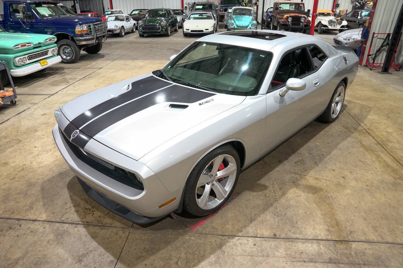 Used 2009 Dodge Challenger SRT8 RWD image 15