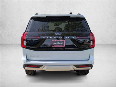 New 2026 Ford Expedition Platinum AWD/4WD image 8