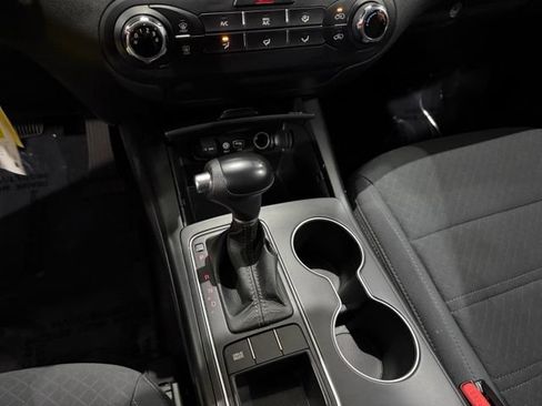 Used 2017 Kia Sorento FWD image 27