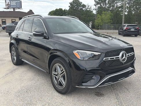Used 2025 Mercedes-Benz GLE 350 4MATIC image 9