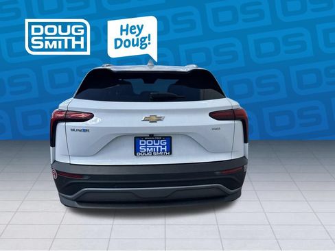 Used 2024 Chevrolet Blazer EV LT AWD/4WD image 3