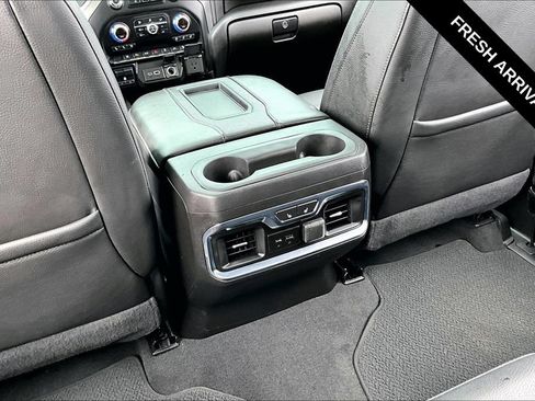 Used 2022 GMC Sierra 2500 Denali w/ Denali Ultimate Package AWD/4WD image 12