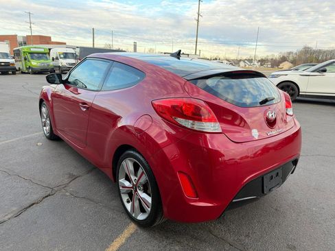 Used 2016 Hyundai Veloster w/ Option Group 02 image 5