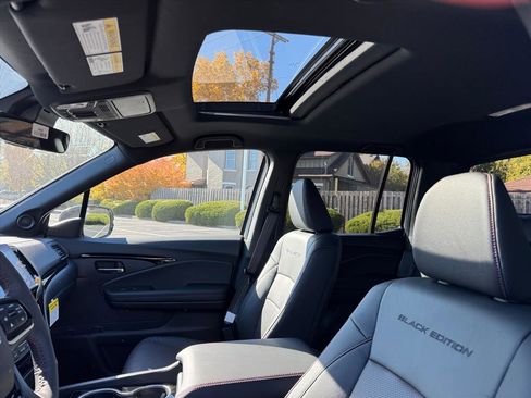 New 2026 Honda Ridgeline Black Edition image 14