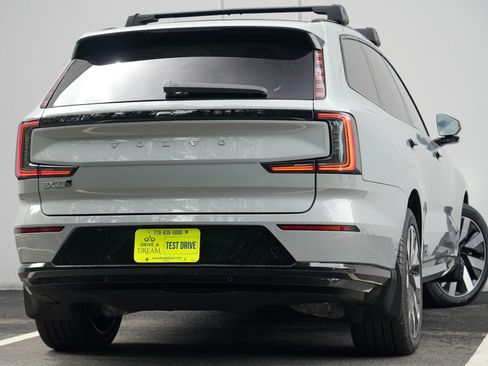 Used 2025 Volvo EX90 Ultra AWD/4WD image 5