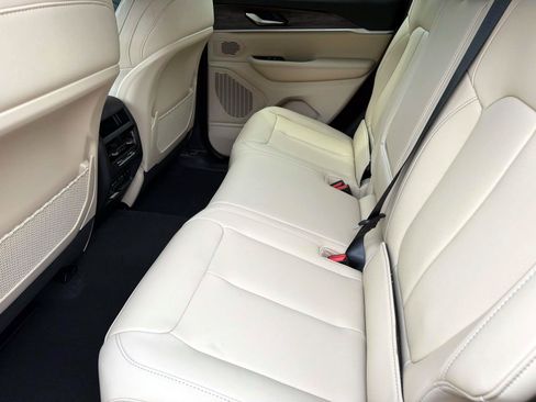 New 2026 Jeep Grand Cherokee Limited AWD/4WD image 6
