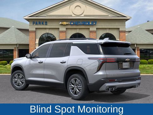 New 2026 Chevrolet Traverse LT w/ Driver Confidence Package image 4