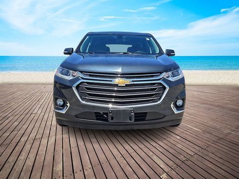 Used 2020 Chevrolet Traverse LT AWD/4WD image 2