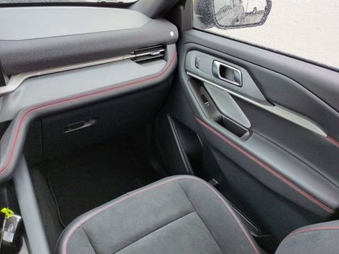 New 2026 Ford Explorer ST w/ Sun And Sound Package image 17