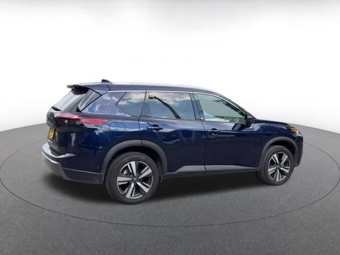 Used 2026 Nissan Rogue SL FWD image 14