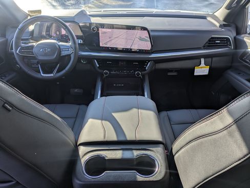 New 2026 Chevrolet Suburban RST w/ Advanced Technology Package image 18