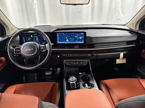 New 2026 Kia Carnival SX Prestige image 3