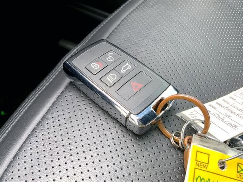 Used 2021 Land Rover Range Rover P525 Westminster Edition image 14