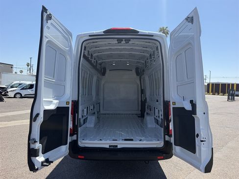 Used 2026 Ford Transit 250 148 High Roof Extended RWD image 7