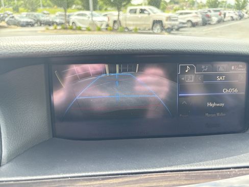 Used 2013 Lexus LS 460 AWD w/ Comfort Pkg image 25