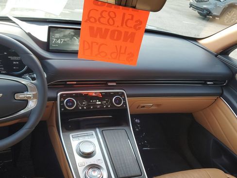 Used 2023 Genesis GV80 3.5T w/ Advanced Package AWD/4WD image 21