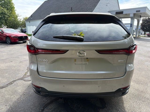 Used 2026 MAZDA CX-90 3.3 Turbo w/ Preferred Package AWD/4WD image 4