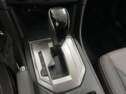 Used 2022 Subaru Crosstrek 2.0i Premium w/ Moonroof Package image 17