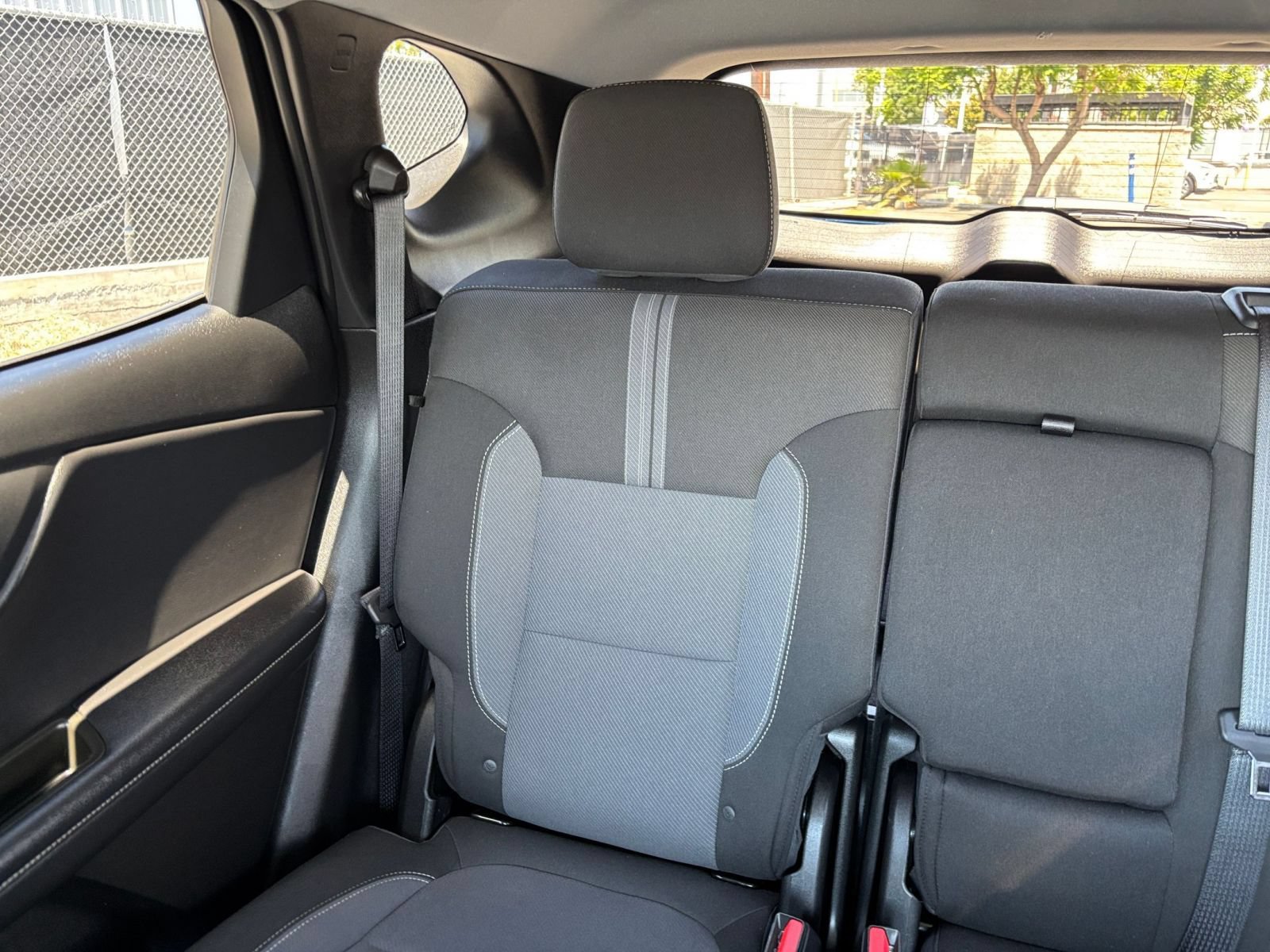 Used 2025 Chevrolet Blazer LT FWD image 39