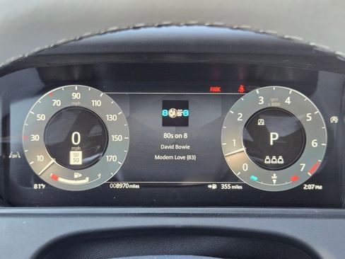 Used 2026 Land Rover Range Rover Velar Dynamic SE image 11