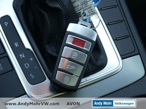 Used 2013 Volkswagen CC Lux FWD image 33