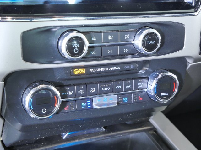 Used 2022 Ford F250 Lariat w/ Chrome Package AWD/4WD image 23