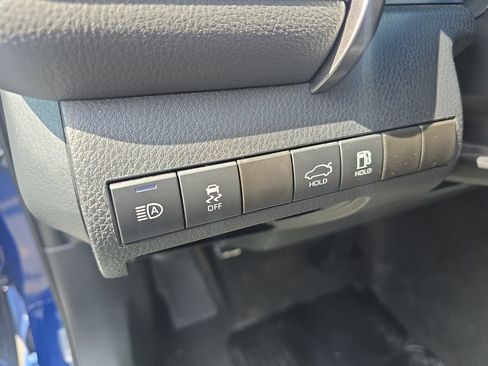 Used 2024 Toyota Camry SE FWD image 13